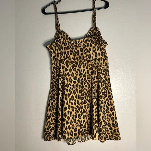NWOT ZARA Leopard Print Mini Dress L
Ruffle Spaghetti Strap Animal Print - Picture 5 of 15